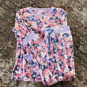 Vera Bradley Sleep Set